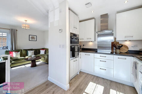 Kitchen/Living Ar...