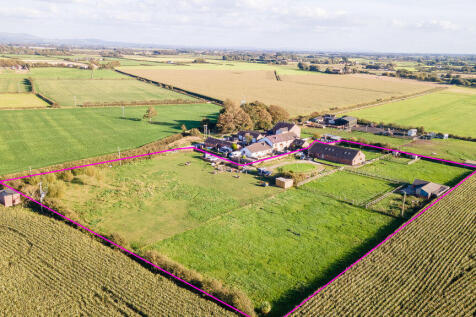 Corner aerial