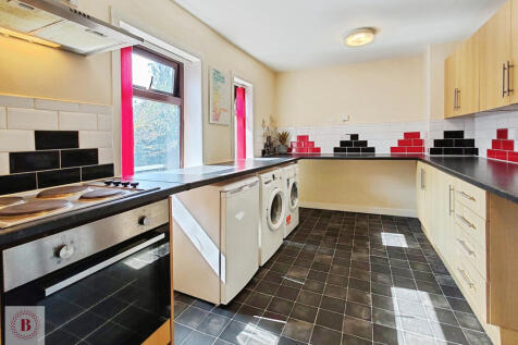 Accrington Road, Burnley, BB11 photo 4