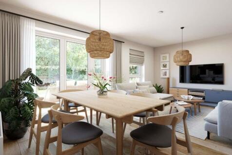 Open plan family dining area, perfect for entertaining