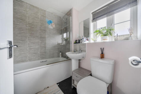 1370427-3-68fa133...