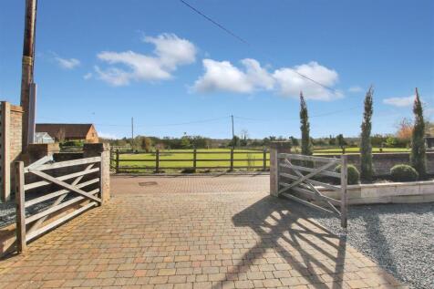 Parking &amp; View.JPG