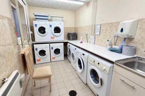 LAUNDRY FOR RESIDENTS