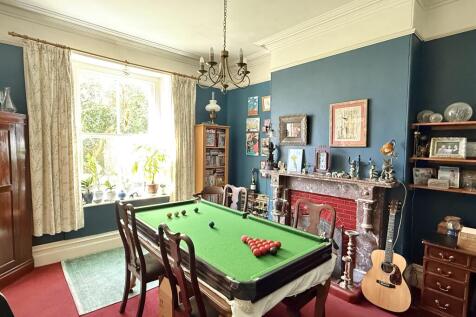 Separate Dining Room