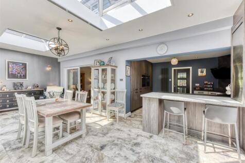 40 Cranmere Avenue-dining2.jpg