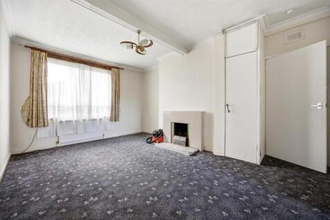 13-103_CUMBERNAULD_RD_CHRYSTON_013.jpg