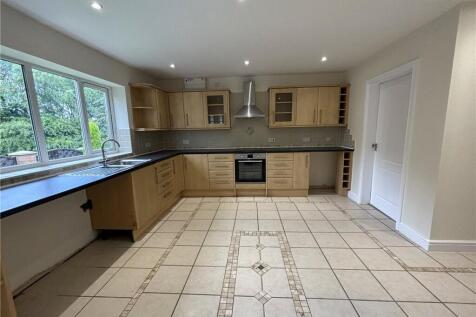 Sherbourne Avenue, Bramley, Rotherham, South Yorkshire, S66 photo 3