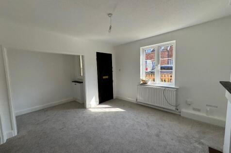 High Street, Henlow, Bedfordshire, SG16 photo 5