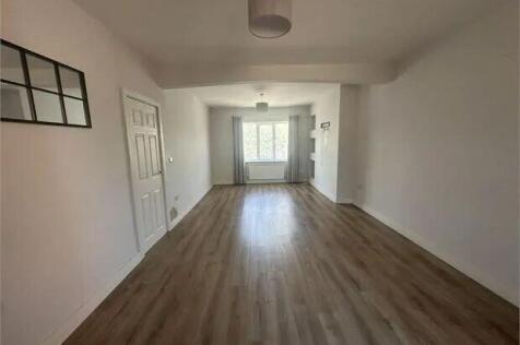 Living Room / Dining Room