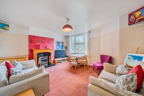 1346379-5-68b5c7f...