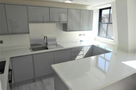 9 St James Housekitchen3.jpeg.JPG