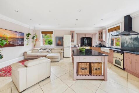 Living Kitchen