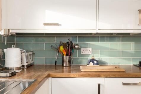 33 Repton Road, BS4-18.jpg