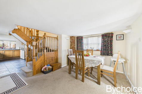 CAM05454G0-PR0080-STILL033