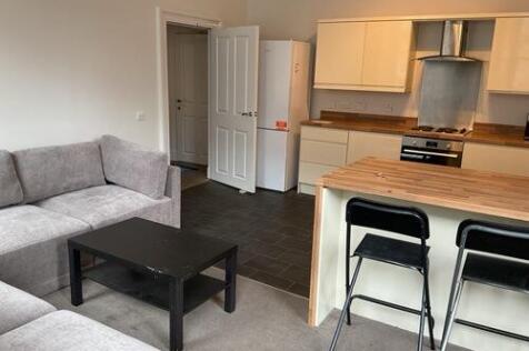 Kitchen/living room