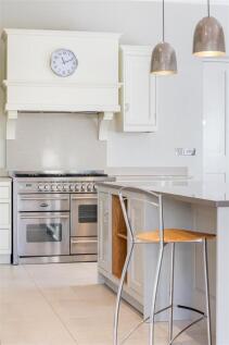 LANCASTER ROAD, 33 (5).jpg