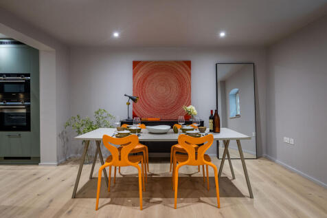 House. Partnership