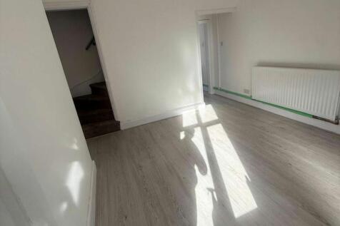 Midland Road photo 5