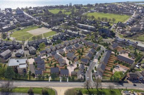 Shoeburyness combines coastal charm with excellent connectivity and a wealth of local amenities.