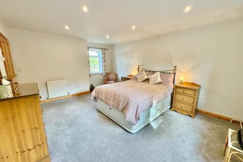 PHOTO-2025-08-15-07-23-53 (2).jpg