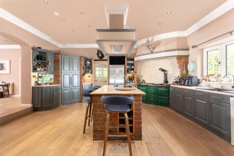 Kitchen/Breakfast Rm