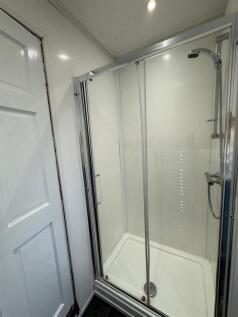 WhatsApp Image 2025-10-17 at 11.34.20_33ee2bed.jpg