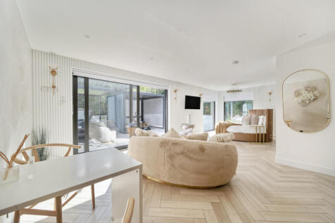 1346732-2-68baf28...