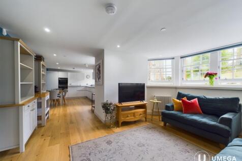 Sassoon Grove, Morningside, Edinburgh, EH10 photo 2