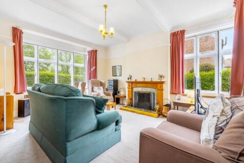 19 Quadring Road (Spalding)-19