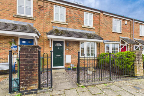 CAM04968G0-PR0086-STILL003-2