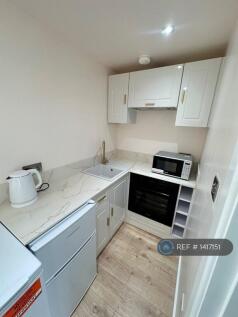 Underwood Road, High Wycombe, HP13 photo 5