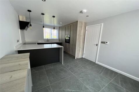 Heronbridge Close, Westlea, Swindon, Wiltshire, SN5 photo 4