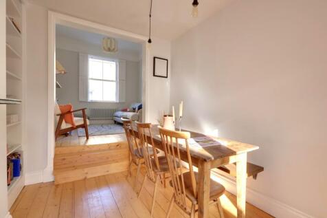 Addison Road, Southsea OPTIONAL FURNISHINGS photo 3