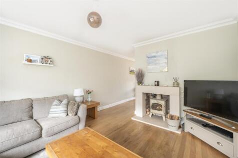 20-dacre-crescent-02.jpg