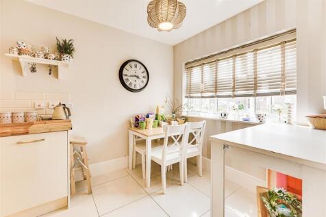 47 Manor Road, Barton Seagrave (15 of 34).jpg