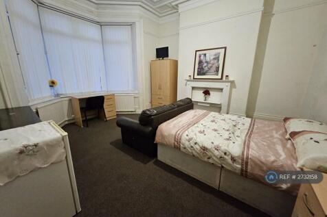Kingsize Room £480 Can Do £450 Now