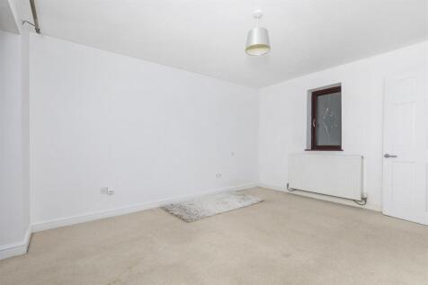 Bramleys Estate Agents - Hoults Lane - Greetland (