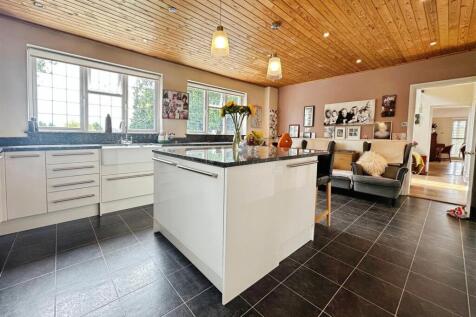 017777b4--4ADA-993E-A5B25CAED601-29810-000027BBA59