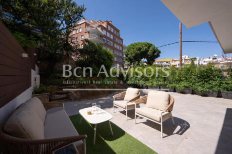 exclusiva-vivienda-con-jardin-reformada-junto-a...