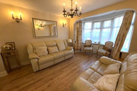 Windsor Crescent, Harrow photo 4