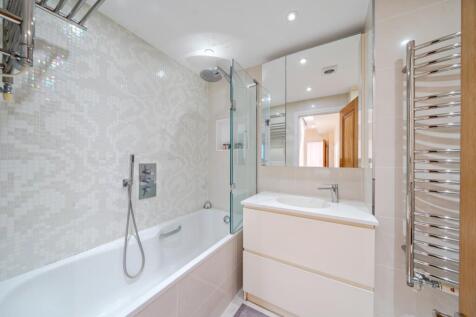 1347428-3-68b5e04...