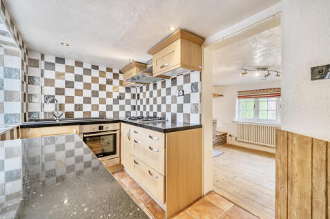 1371564-2-68f79cf...