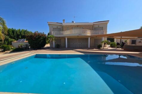 4 Bedroom Detached V