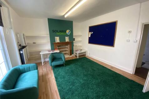 Office to rent Image 4
