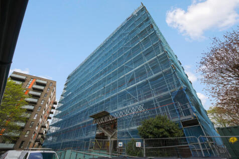 43 Anglesey House, Lindfield Street, Poplar, London E14 6HS