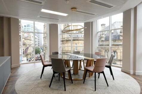4th Floor Fitted
