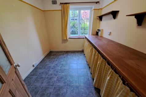 UTILITY / B'FST ROOM