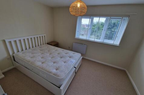 Dukes Mead, Bridgwater, Somerset photo 4