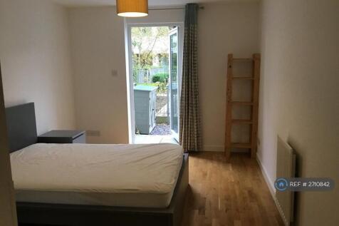 En-Suite Bedroom With Garden Access