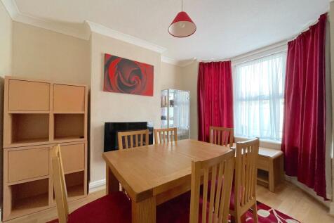 Dining Room (1)